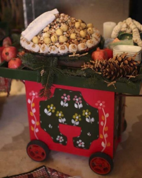 عکس میز چیدن شب یلدا