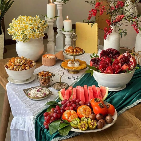  عکس میز شب یلدا لاکچری