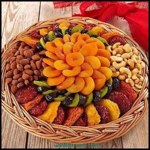  عکس میز شب یلدا عروس