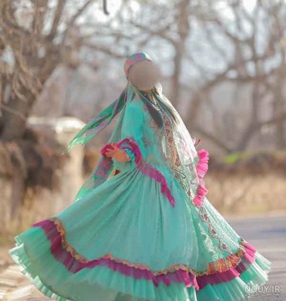  عکس مادر با لباس محلی ایران