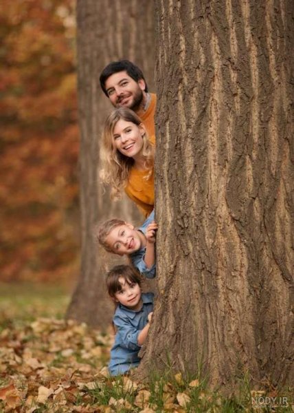  عکس مادر در طبیعت با کودک