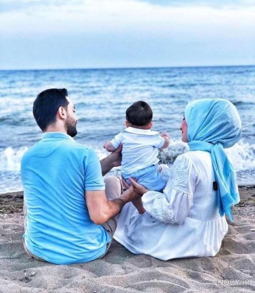  عکس مادر در طبیعت با کودک