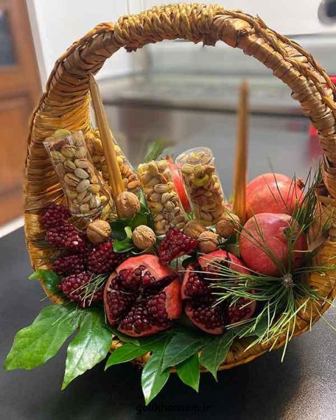  تزیین انار با پوست