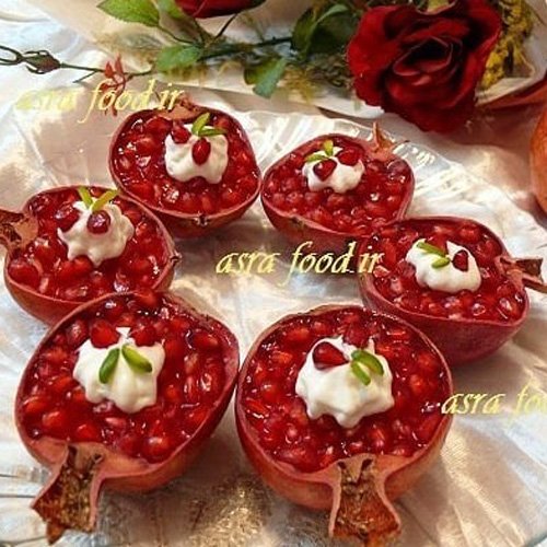  انار تزیین شده برای شب یلدا