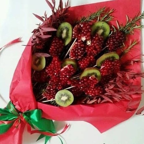  انار تزیین شده برای شب یلدا