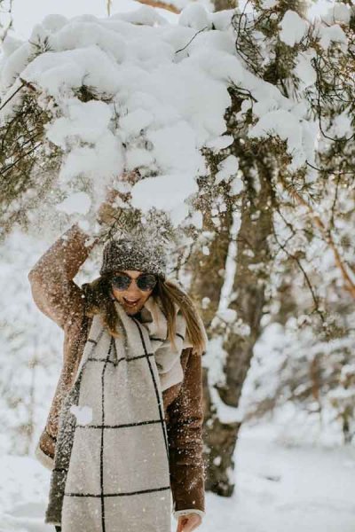 عکس دختر تو برف برا پروفایل