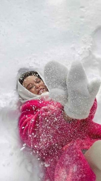  پروفایل دخترانه زمستانی