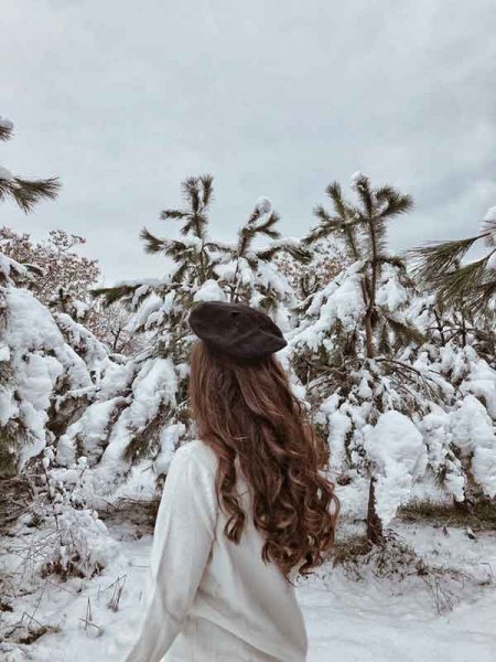  عکس دخـتر تو برف برای پروفایـل