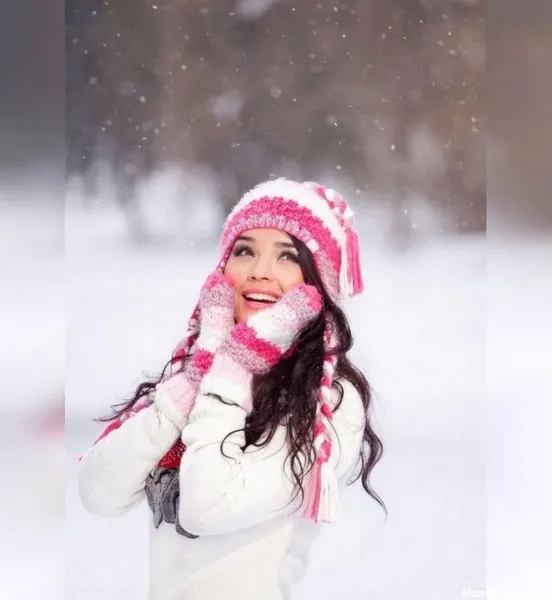  عکس دخـتر در برف زیبا