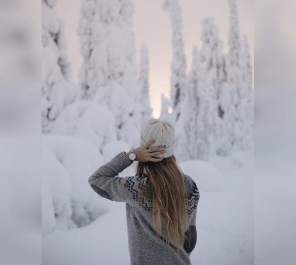  عکس پروفایـل دخـتری در برف