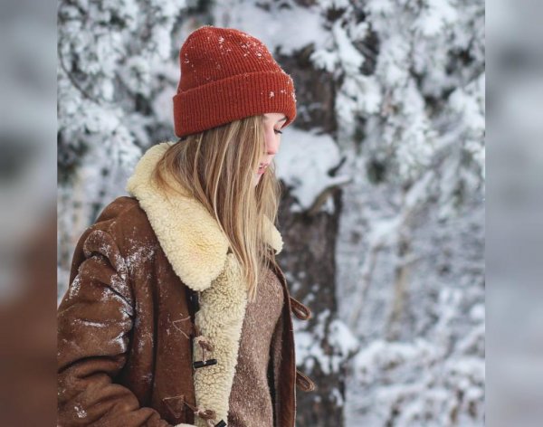  عکس پروفایـل دخـتری در برف