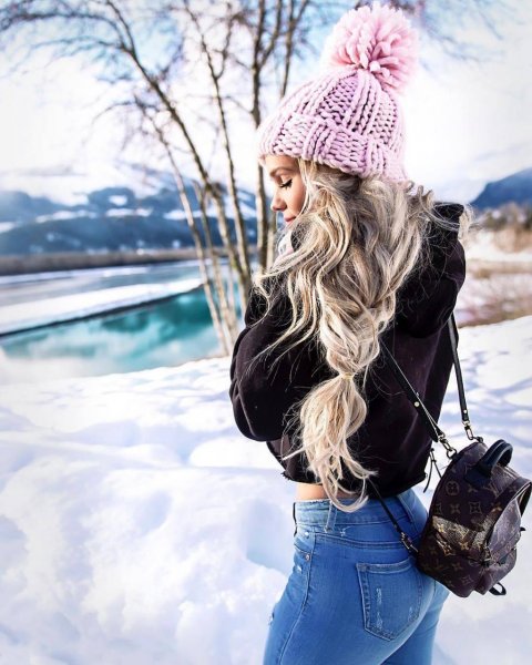  عکس پروفایـل دخـتری در برف