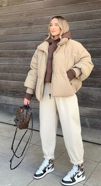  استایل زمستانی دخترانه با هودی