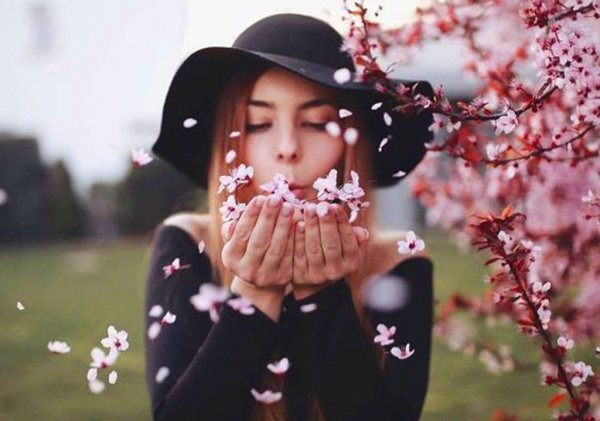  تصویر زمینه بهاری دخترانه