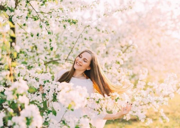  تصویر زمینه بهاری دخترانه