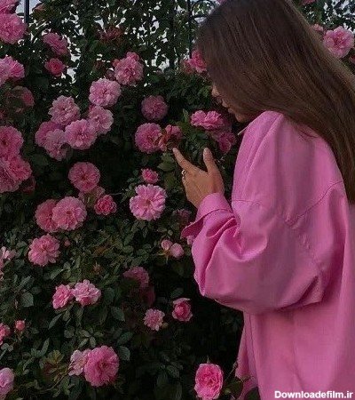  عکس دختری در باغ