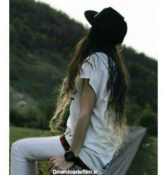  عکس دختر مو بلند برای پروفایل طبیعی