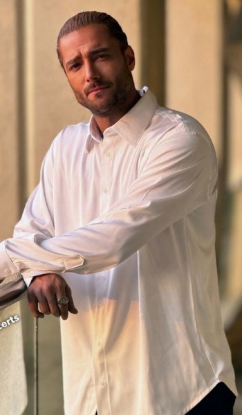  عکس امیر مقاره