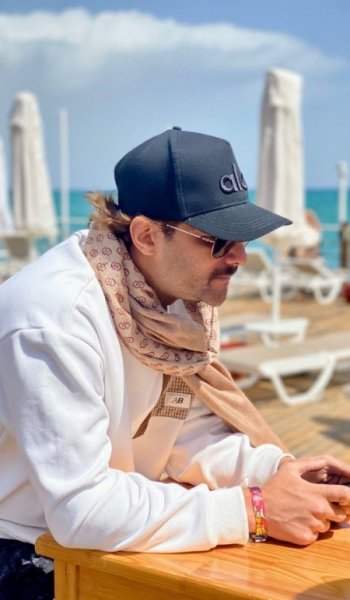  عکس امیر مقاره