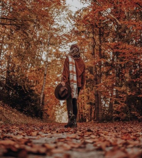  عکس دخترونه پاییزی