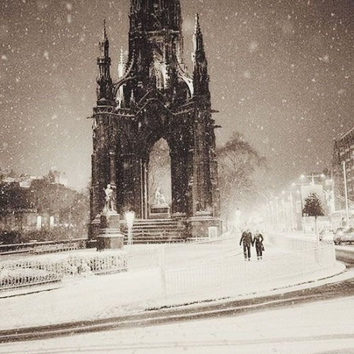 عکس برف در شب دخترانه