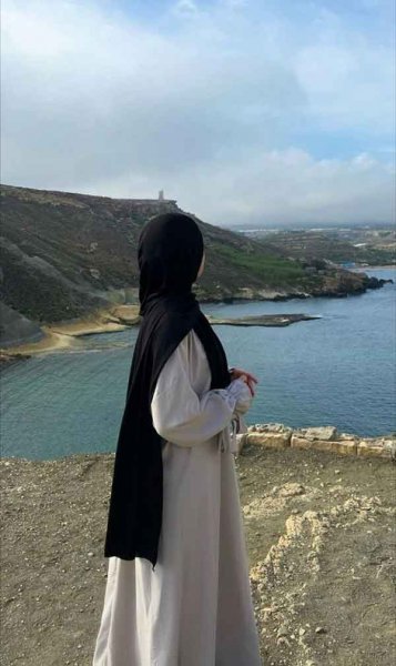  عـکس دخترونه شیک و باکلاس برای پـروفایل با حجاب