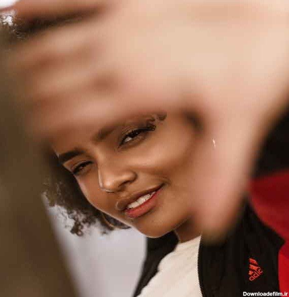  عـکس دخترونه شیک و باکلاس برای پـروفایل شاد