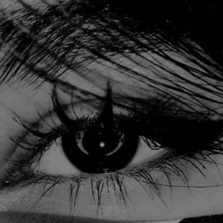  عـکس دخترونه شیک و باکلاس برای پـروفایل سیاه سفید