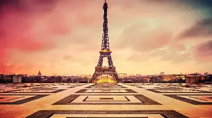 عکس برج ایفل در پاییز