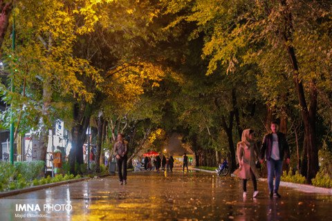 عکس چهارباغ اصفهان شب