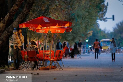  عکس چهارباغ اصفهان شب