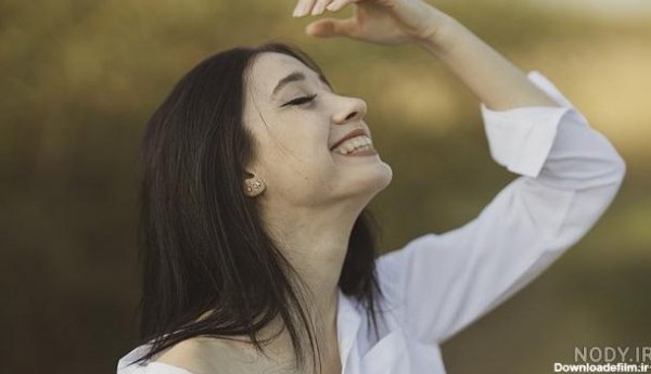  عکس لبخند دختر برای پروفایل