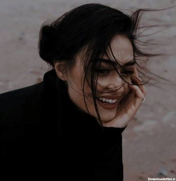  عکس لبخند دختر برای پروفایل