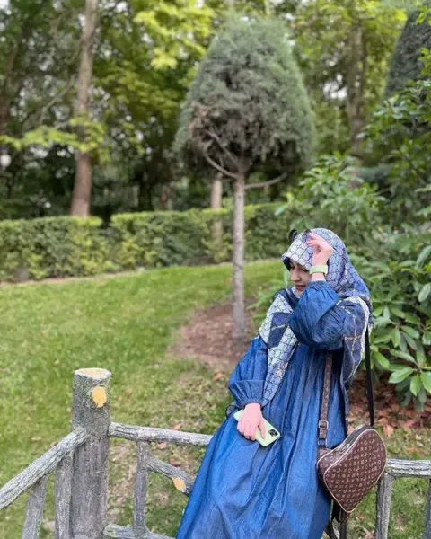  عکس دخترمحجبه با استایل ساده برای واتساپ