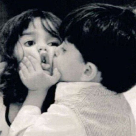 پروفایل دخترانه عاشقانه و جذاب