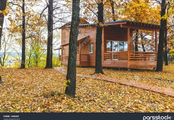  عکس کلبه در جنگل پاییزی