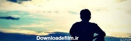  عکس مرد غمگین کنار دریا