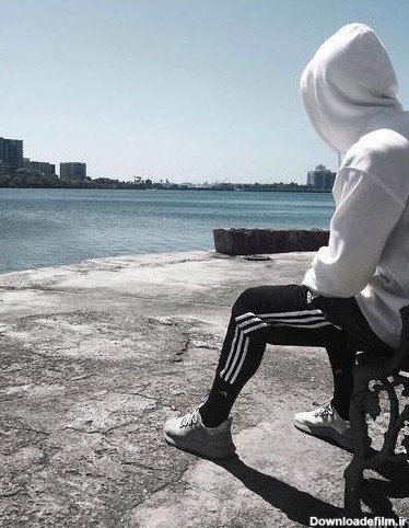  عکس پسر از پشت سر برای پروفایل