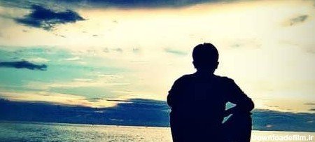  عکس مرد تنها در تاریکی