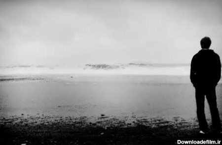  عکس مرد تنها در تاریکی