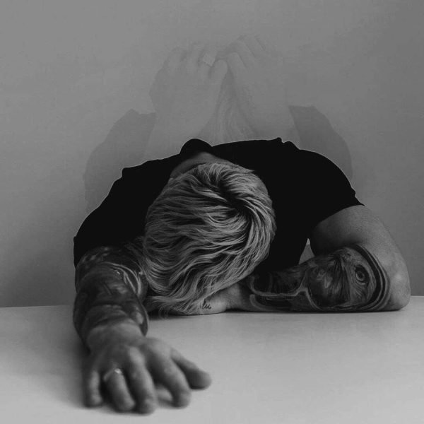  عکس سیاه و سفید برای پروفایل فیک پسرانه