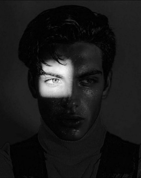  عکس شاخ سیاه و سفید پسرونه