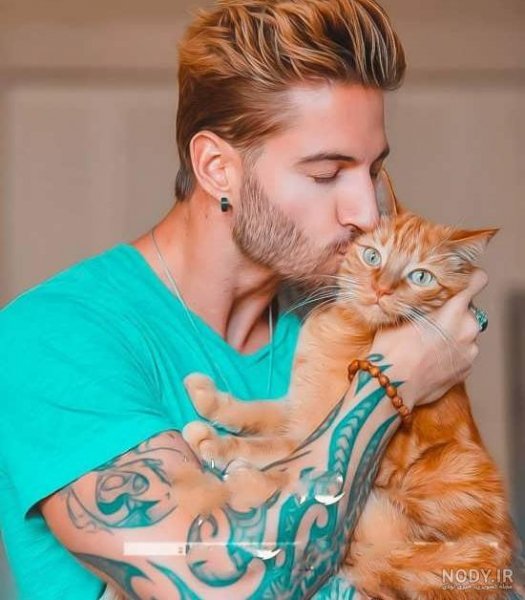 عکس پسر خوشگل با گربه برای پروفایل