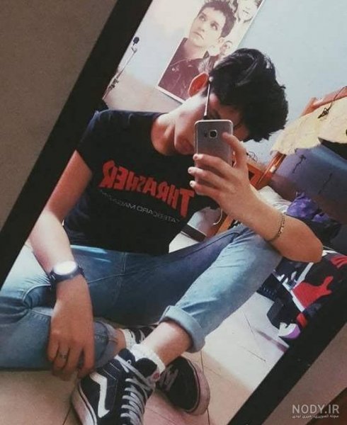 عکس پسر خوشگل تو آسانسور برای پروفایل