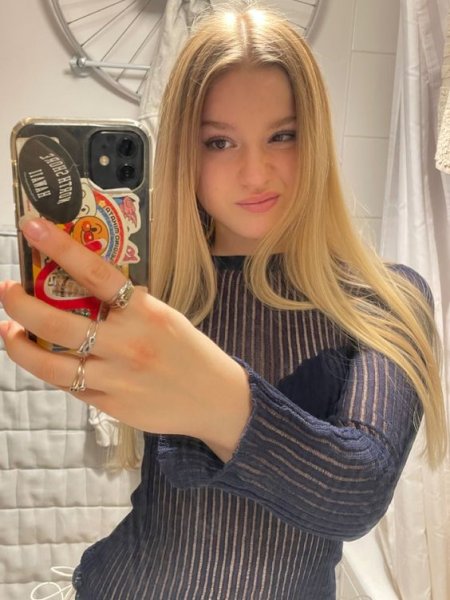  عکس سلفی دختر برای پروفایل