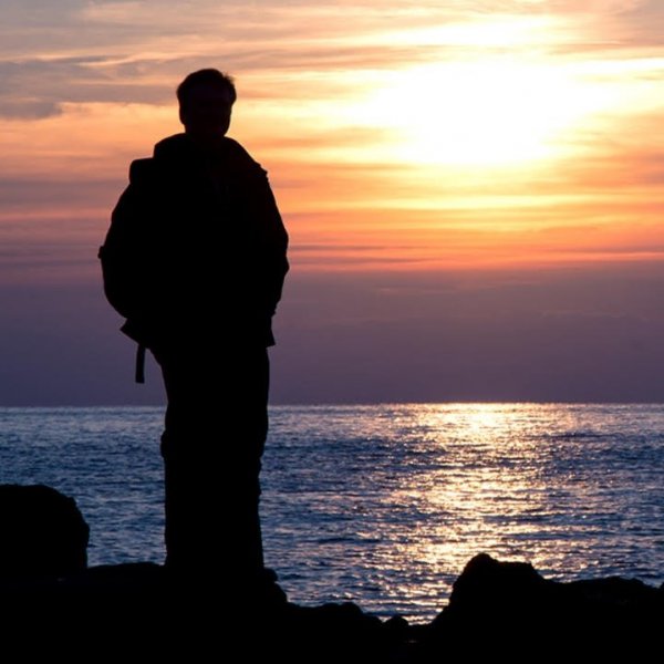  عکس پسر خوشگل تو غروب برای پروفایل