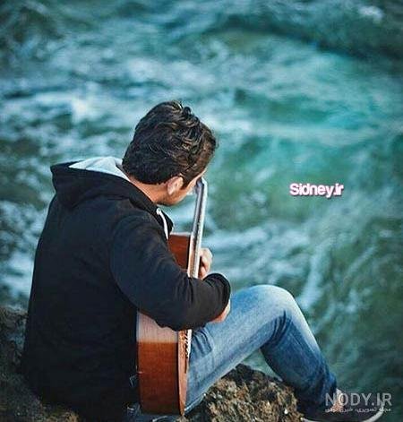  عکس پسر خوشگل با گیتار برای پروفایل