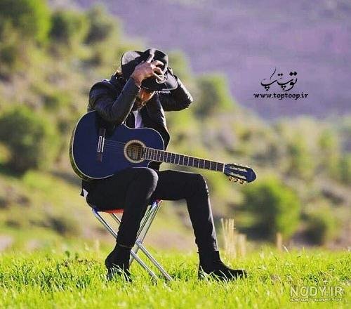  عکس پسر خوشگل با گیتار برای پروفایل