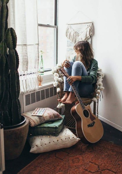 پروفایل گیتار دخترونه