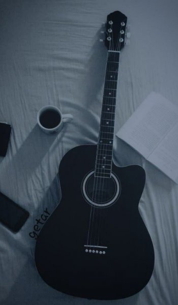  عکس دختر با گیتار فیک